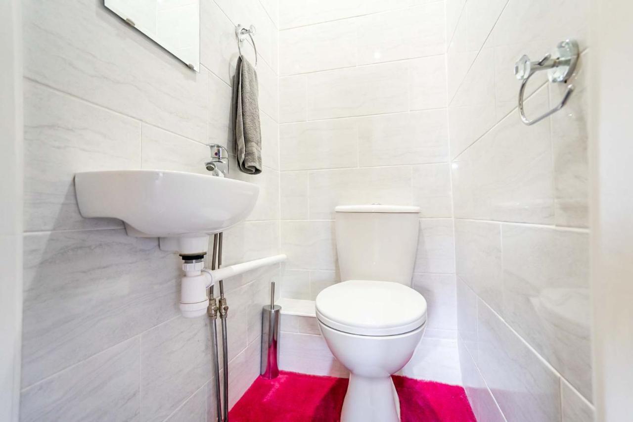 Beautiful 3 Bedroom Home, 10 Minutes Walk To Beach. クリーソープス エクステリア 写真