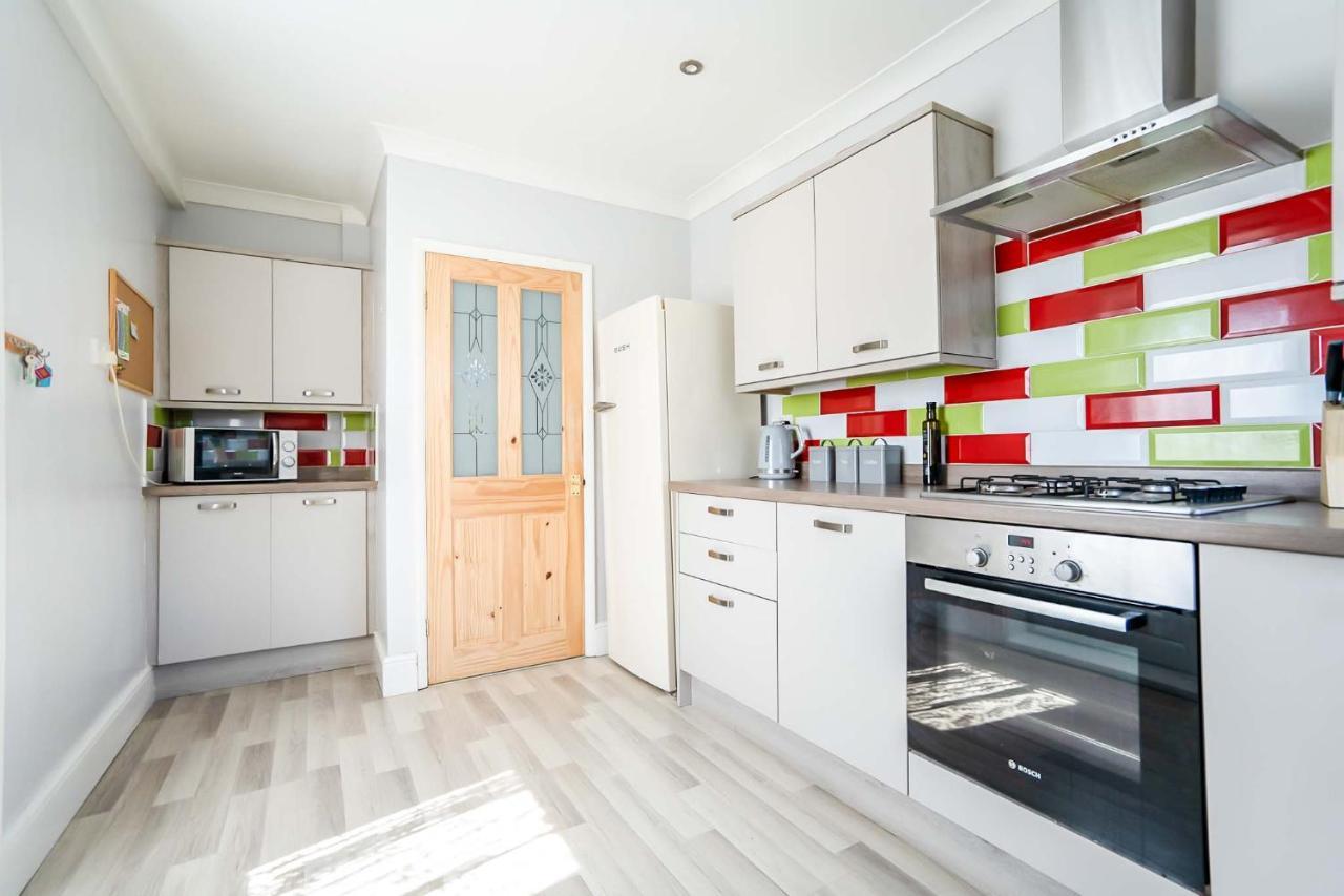 Beautiful 3 Bedroom Home, 10 Minutes Walk To Beach. クリーソープス エクステリア 写真