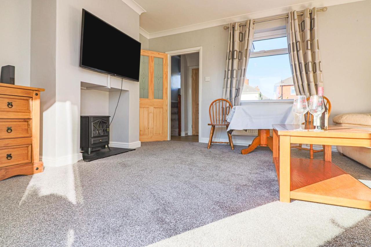 Beautiful 3 Bedroom Home, 10 Minutes Walk To Beach. クリーソープス エクステリア 写真